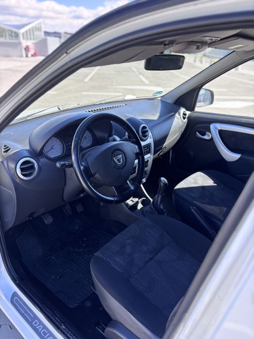 Dacia Logan MCV 1.6  16v Benzina  7 locuri euro 5