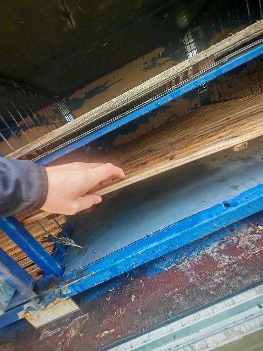 Autoutilitara de transport porumbei - doar Container , cusca porumbei