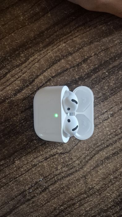 Casti apple airpods 4