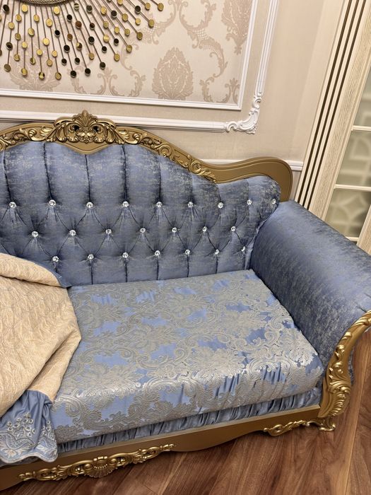 Комплект из двух диванов