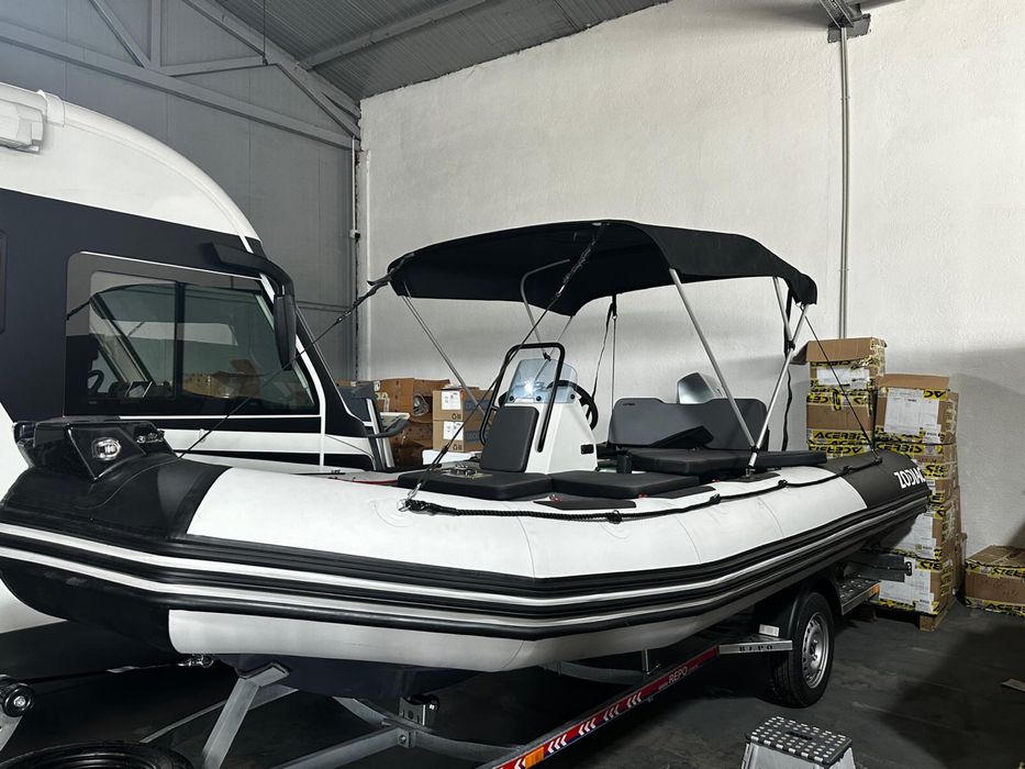 Barca ZODIAC OPEN 4.8 + Peridoc din 2024