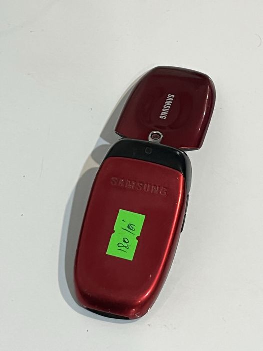 Telefon samsung  cu clapeta