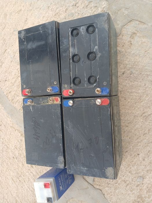 Акумулятор 12v скутерге