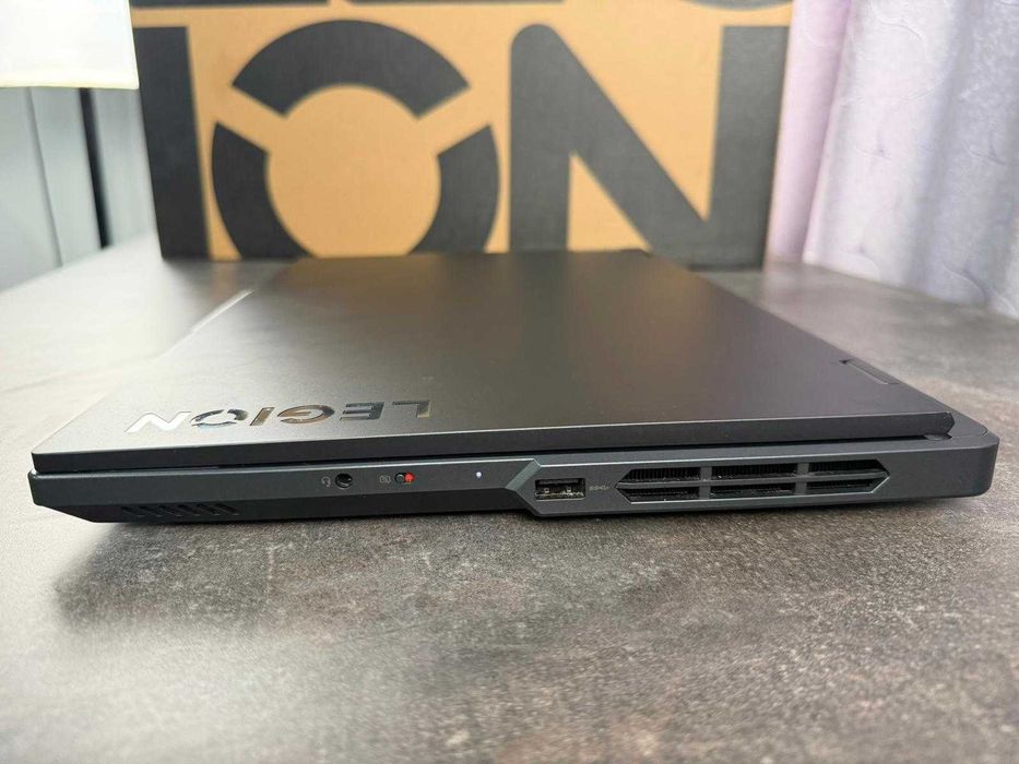 Lenovo Legion 5 Pro Ryzen 7 7745HX RTX 4070 8GB 32GB RAM 1TB SSD 16" WQXGA 240hz