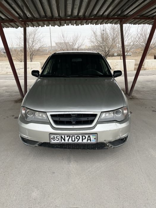 Nexia 2lyuks moshinadi sotiladi.