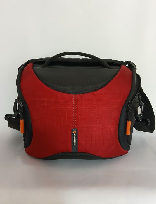 Vând aparat Canon EOS 80D kit + BONUS