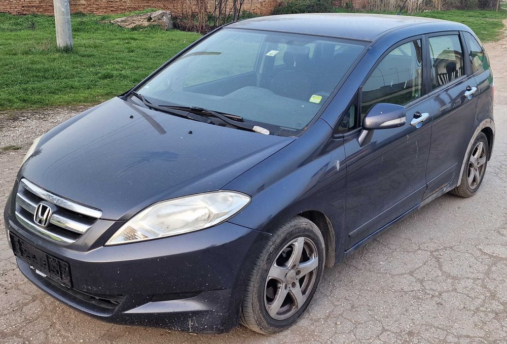 Honda FR-V 2.2 i-CTDi на части Хонда ФР-В 2.2 на части