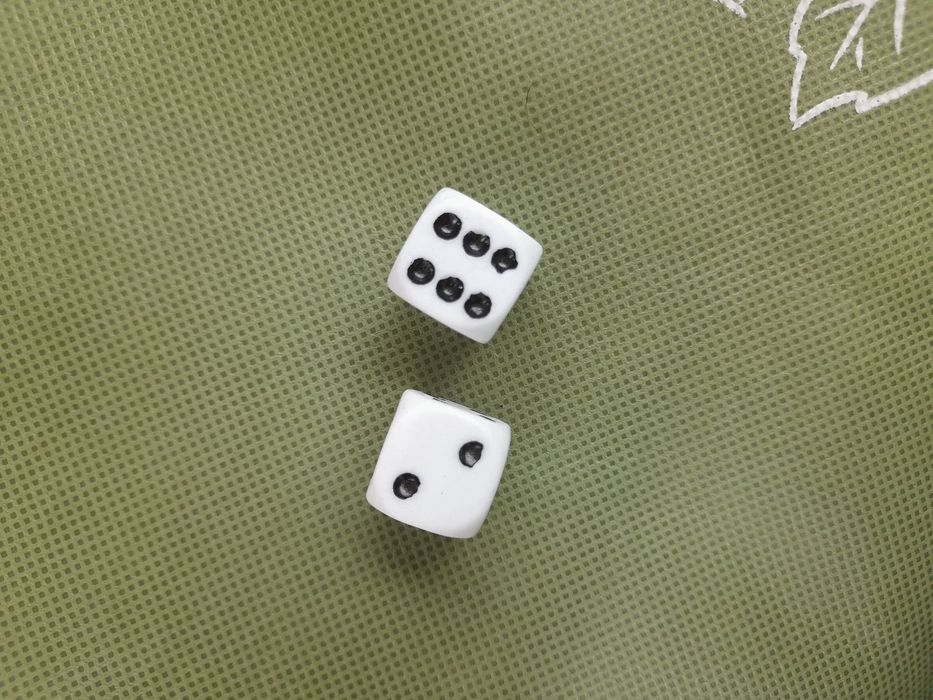 Продаю кости игральные