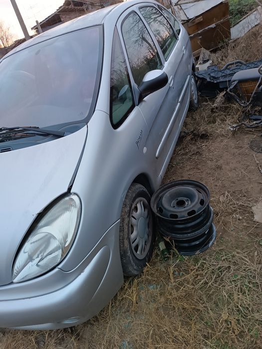Citroen Picasso 2.0 HDI на Части