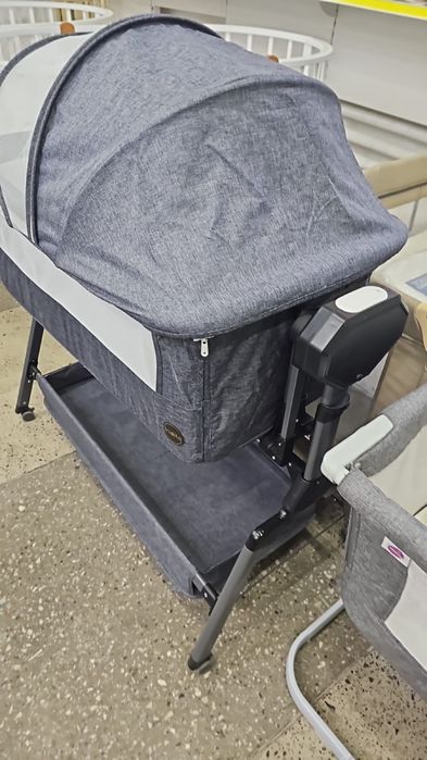 Продается манеж-кровать