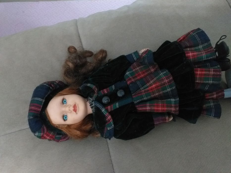 Куклы фарфоровые