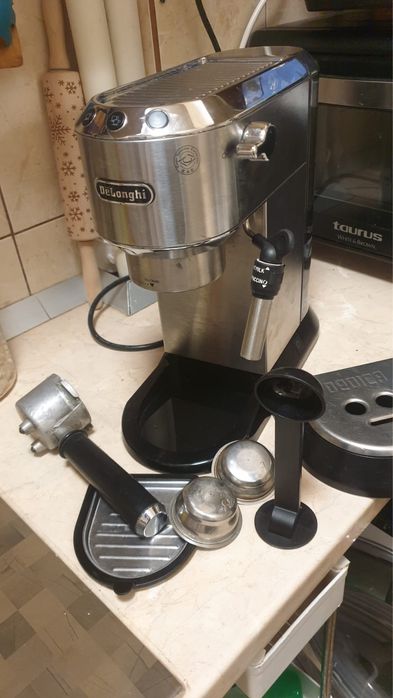 Expresor slim deloghi ca nou