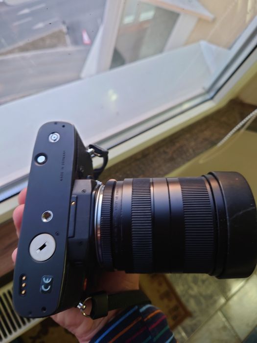 SLR Leica R6.2 cu obiectiv Leica Vario-Elmar R 28-70mm