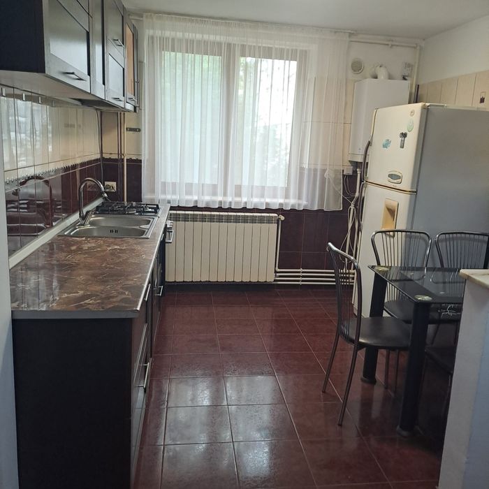 Proprietar inchiriez 2 camere Neptun Mangalia