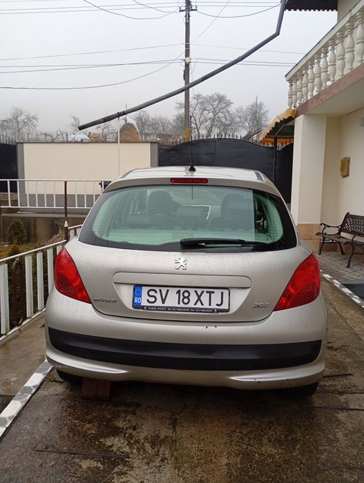 Peugeot 207 benzină