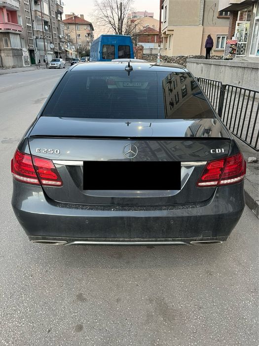 Лип спойлер заден W212