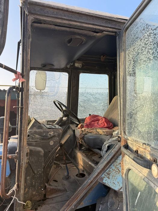 Продаётся трактор