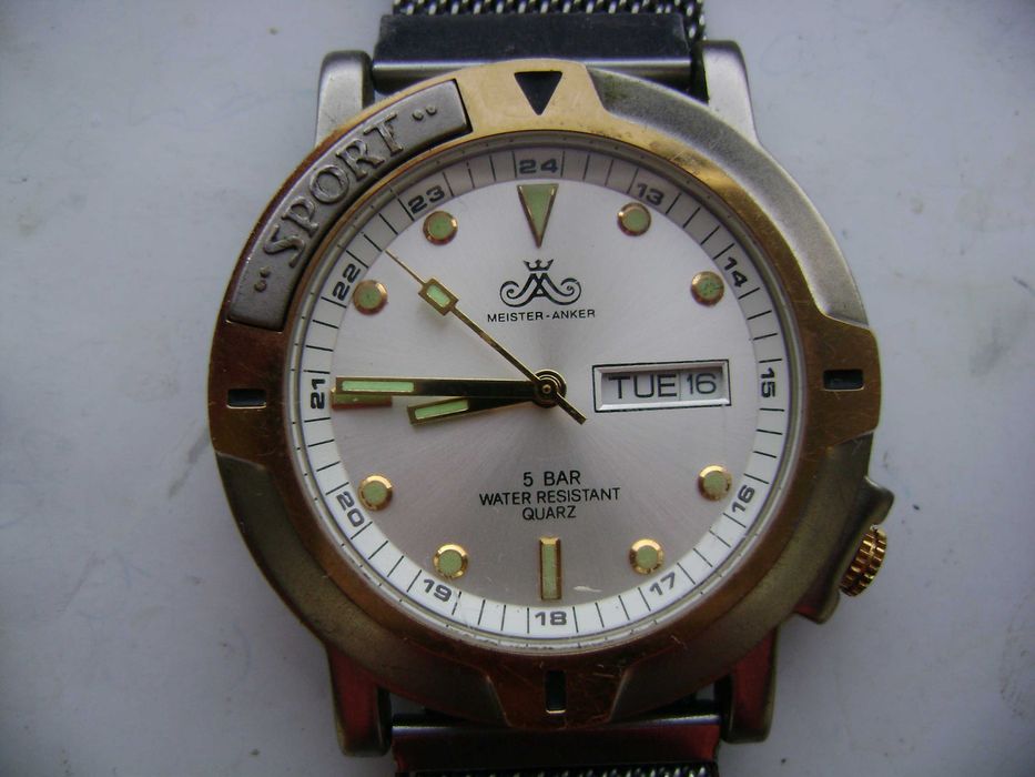 Продавам 5 броя кварцови часовника Levis,Master Anker,Sekonda,Swatch