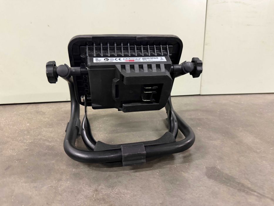 Пистолет за топло лепене/Ексцентършлайф /Бормашина 550W/R20 Гайковерт ударен