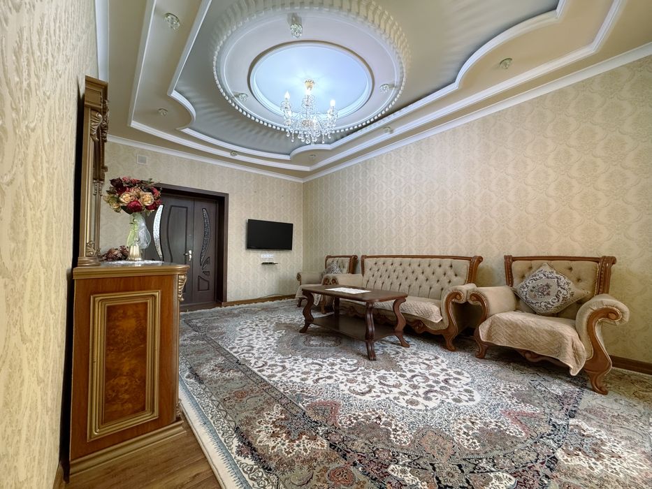 Сдам 3-комн. квартиру, центр, возле Центрбанка