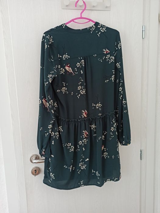 Тъмнозелена рокля Vero Moda с птици и цветя