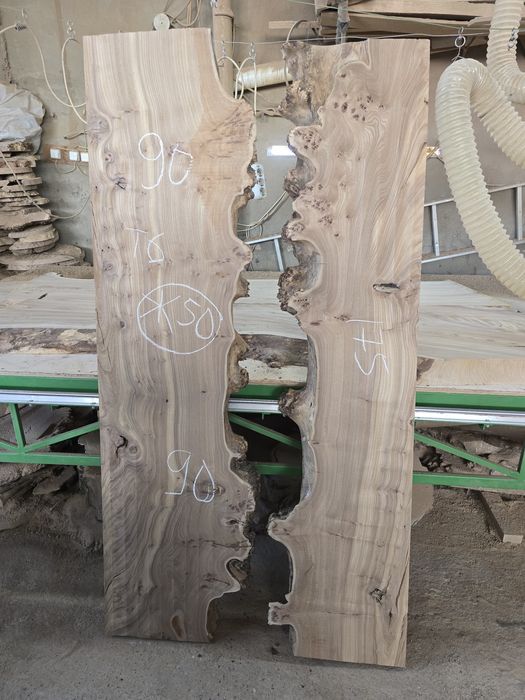 Слэб карагача. Слэбы больших размеров.