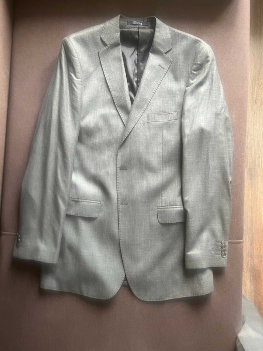 Продам новый турецкий мужской костюм