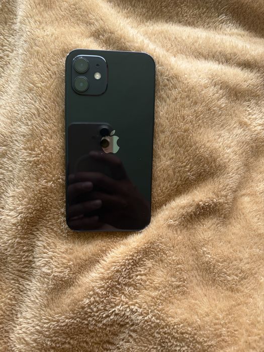 продам iphone 12