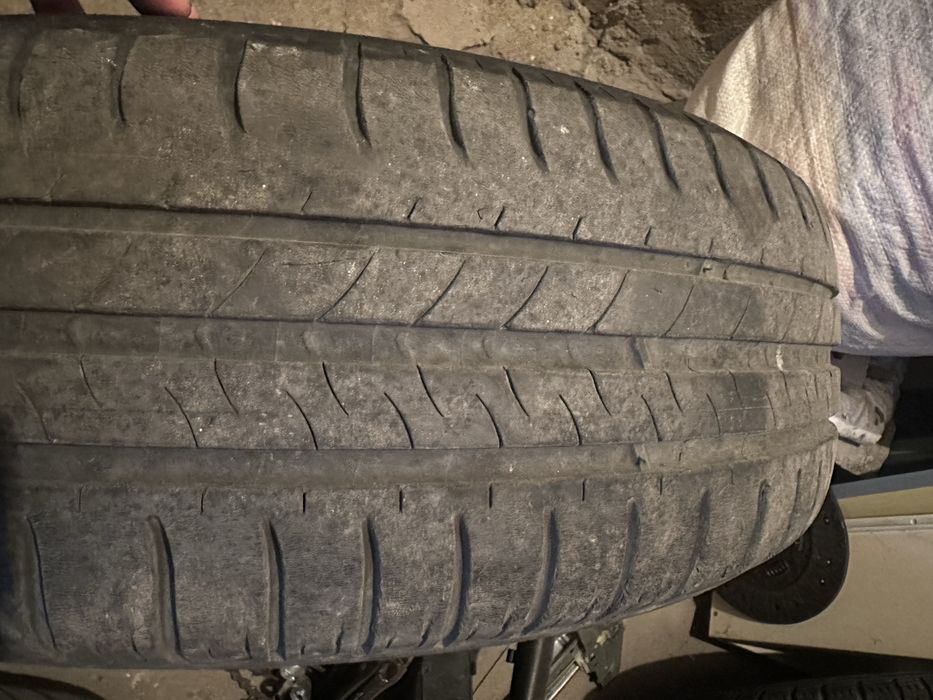 Джанти с гуми Peugeot 15R