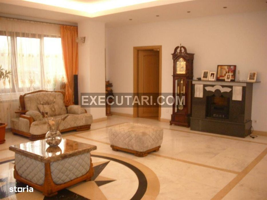 VILA - P+1E+M + Teren - 1.302 m²--AFUMATI