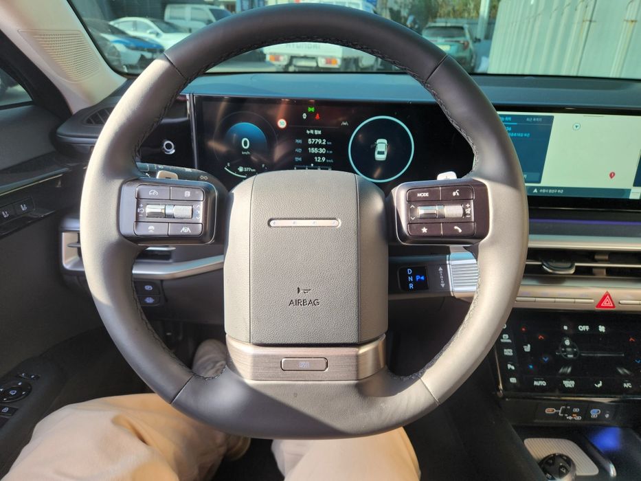 Hyundai Grandeur Exclusive