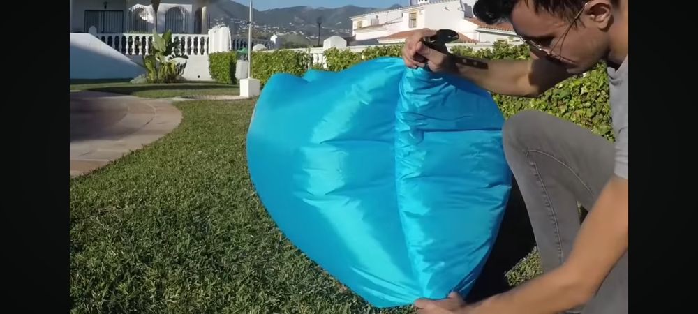 Caneapea gamoflabilă pentru plajă sau iarbă