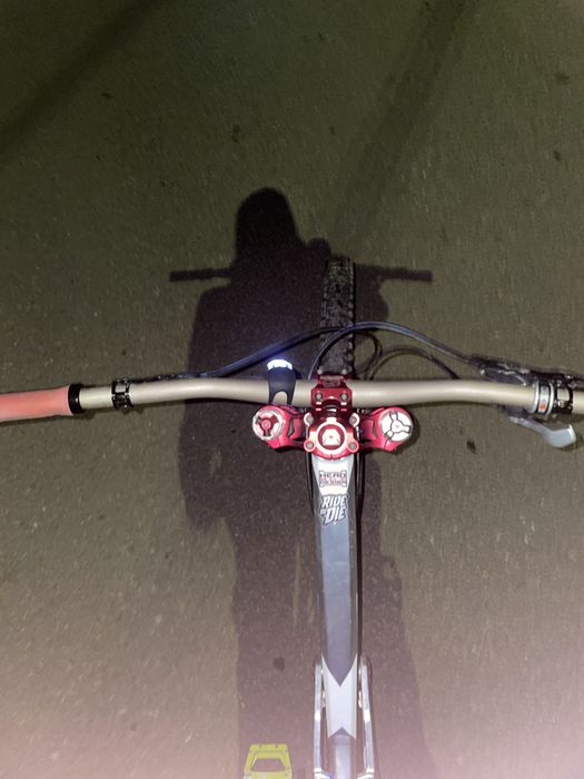 Yt tues downhill