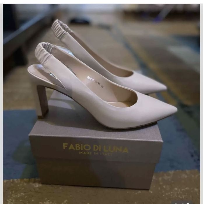 Босоножки.  Босоножки