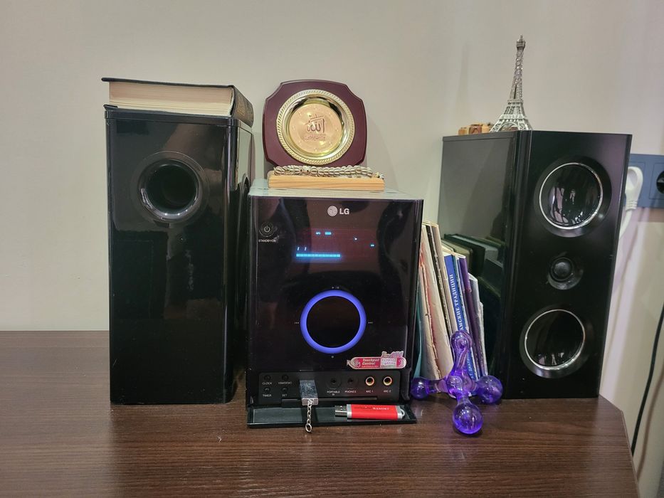 Музыкальный центр LG Оригинал