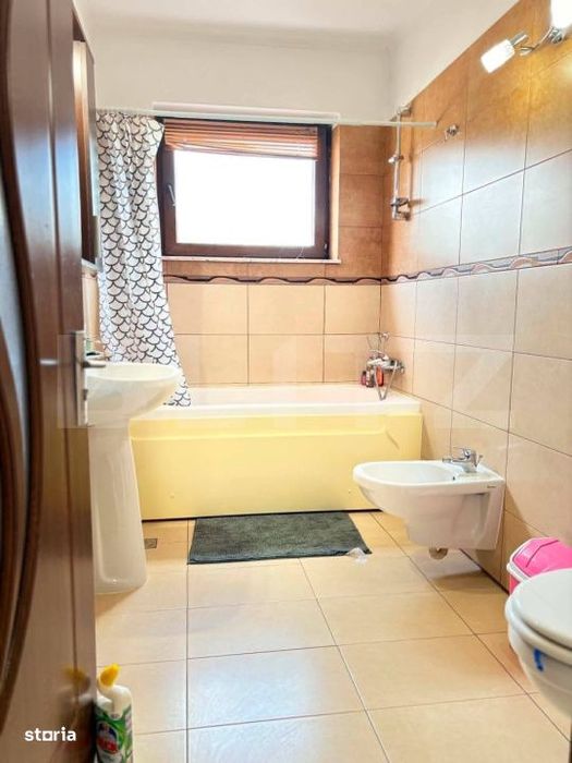 Apartament cu 1 camera, 42 mp, zona Calea Moldovei