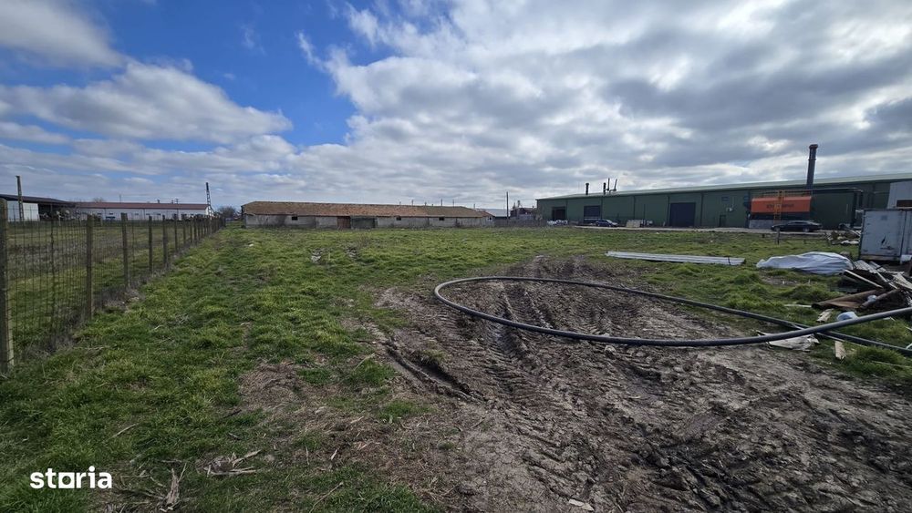 Topraisar langa Biosera Sofra teren 4649 mp cu hala 347 mp