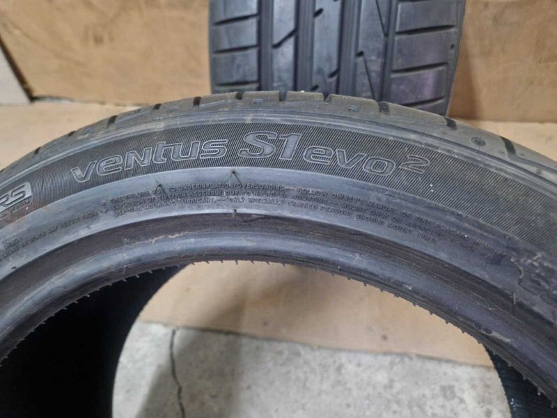 2 Hankook R17 255/40
летни гуми Runflat 
DOT0717