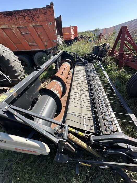 Продам подборщик Claas  P420