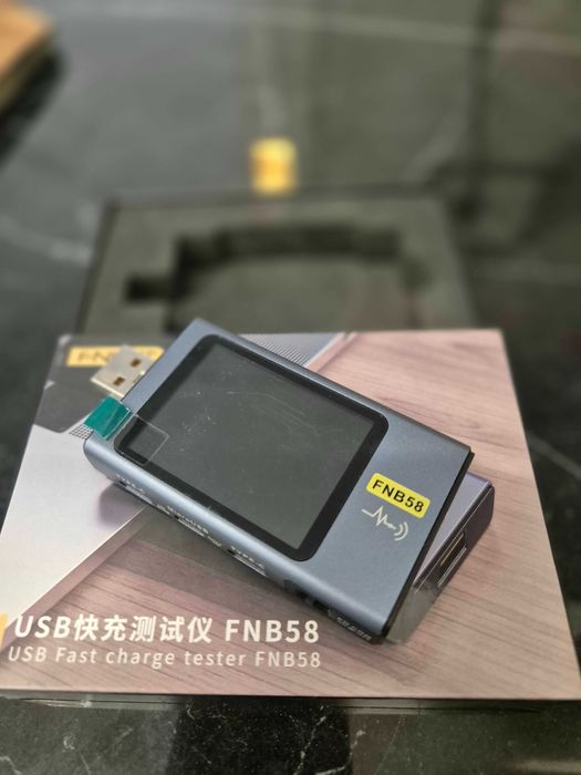 USB тестер FNIRSI FNB58 за измерване на бързо зареждане (PD/QC)