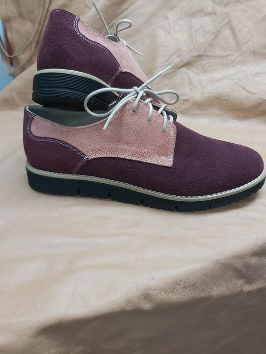 Vând pantofi din piele naturală, și piele întoarsă, făcuți la comandă