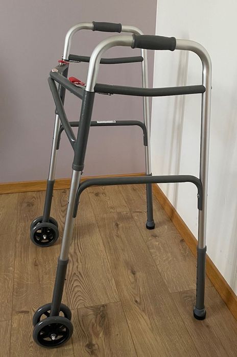 Cadru de mers EMPRIA - XXL, pliabil, rezistent/usor, din aluminiu