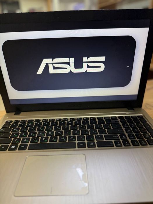 Ноутбук Asus SonicMasrer