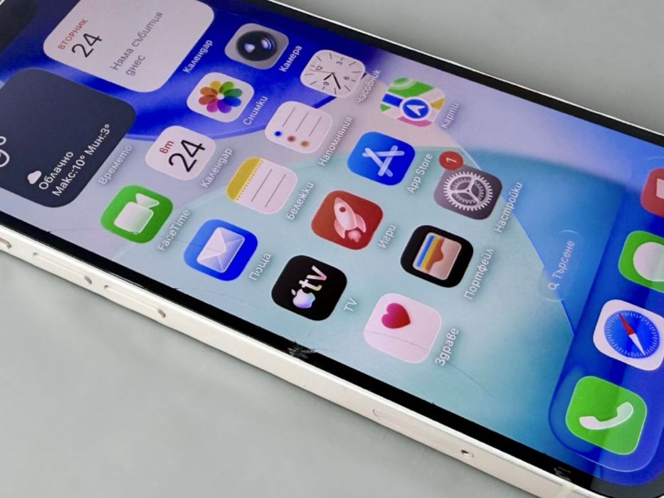 Apple iPhone 14 128GB Starlight Отличен!