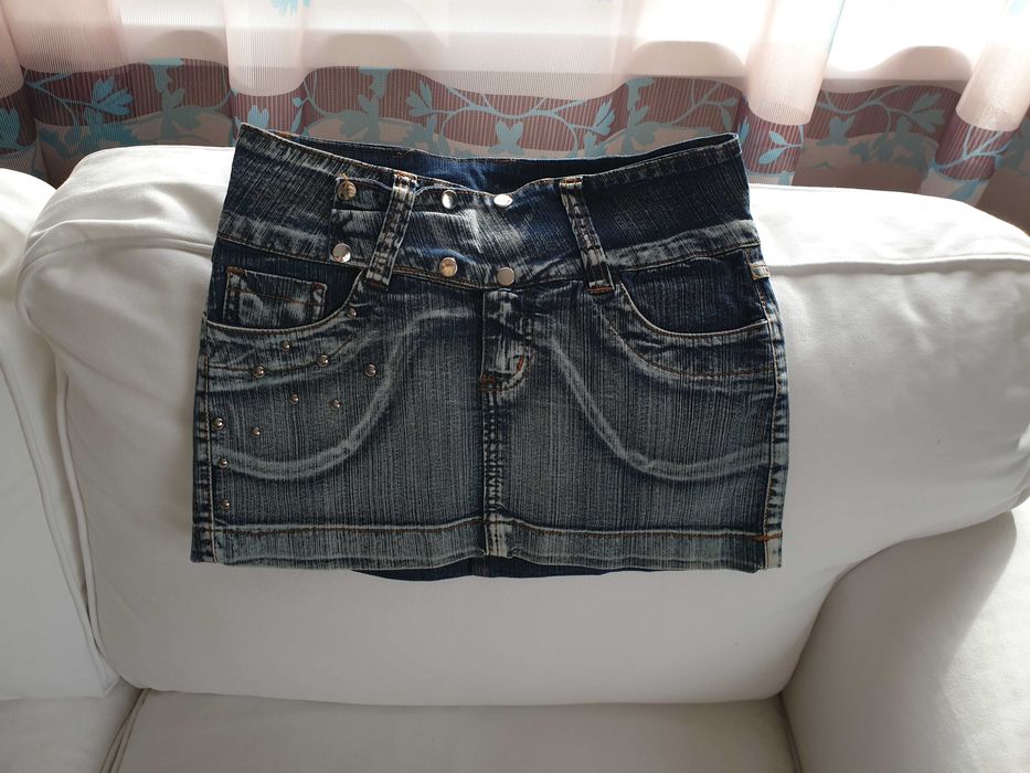 Къса дънкова пола