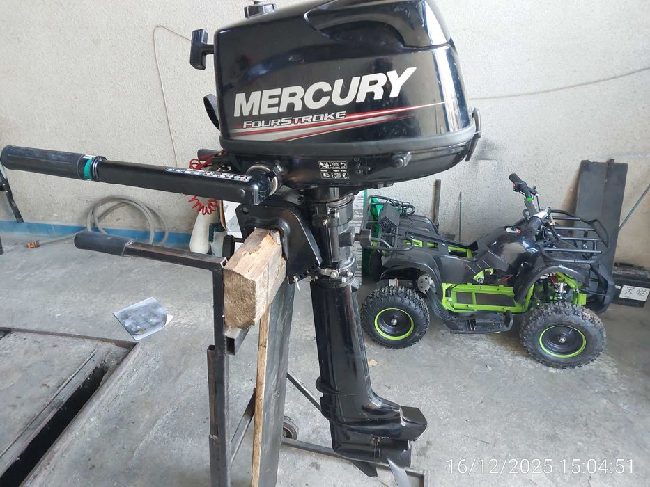 Продавам двигател Mercury 6