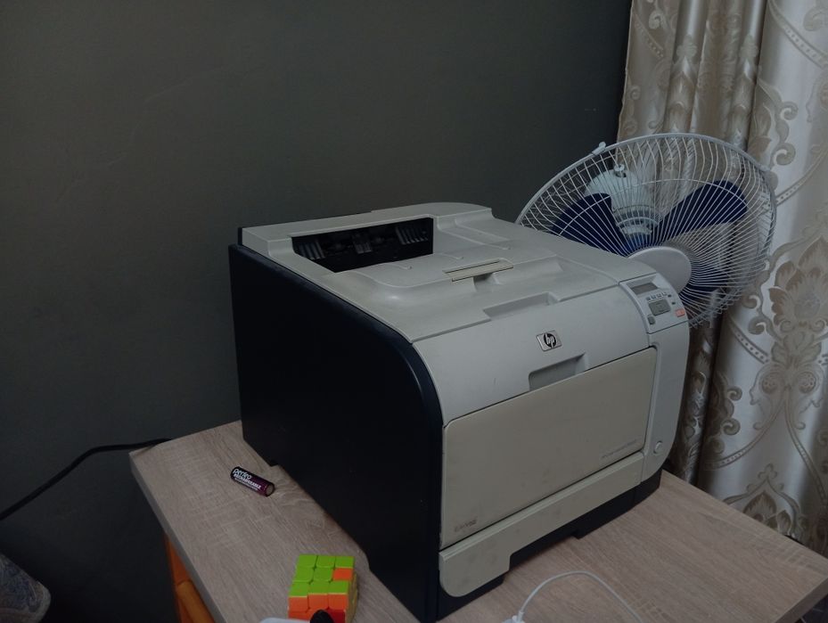 Цветной принтер HP Color LaserJet CP2025