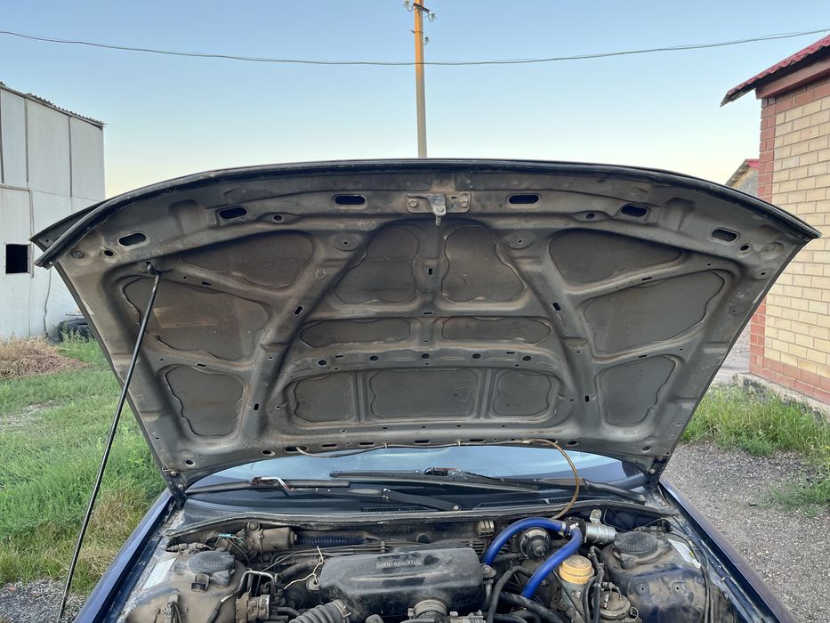 Капот на subaru легаси