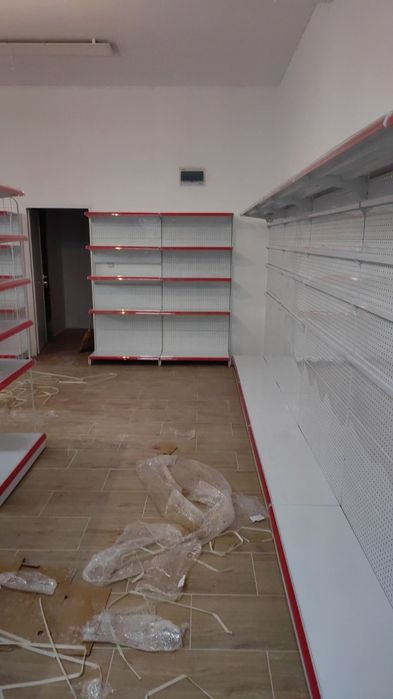 Стелажи за магазин супермаркет търговско оборудване