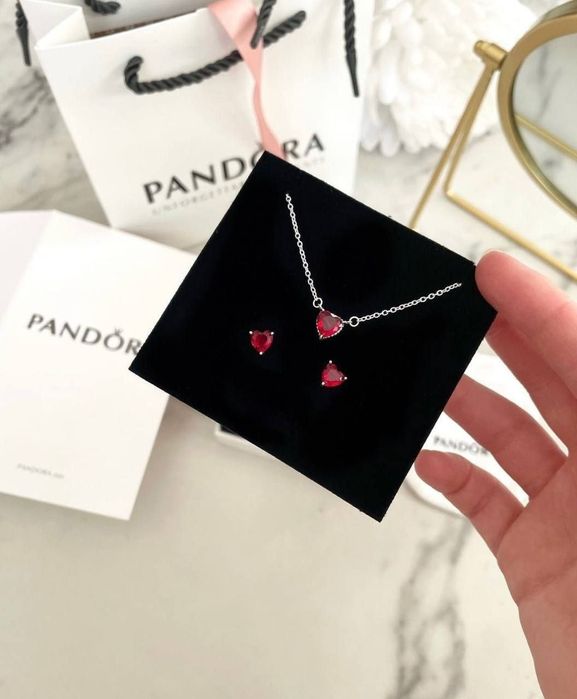 Красивый комплект Серебро пандора